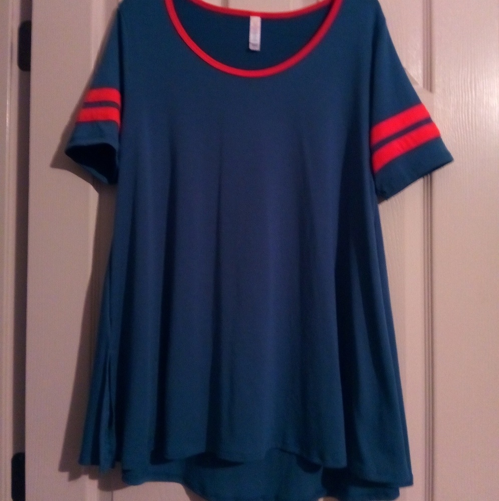 LulaRoe Perfect Tee